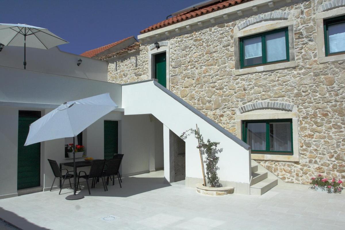 Apartmani Mustaca Dvori Privlaka (Zadar) Exterior foto