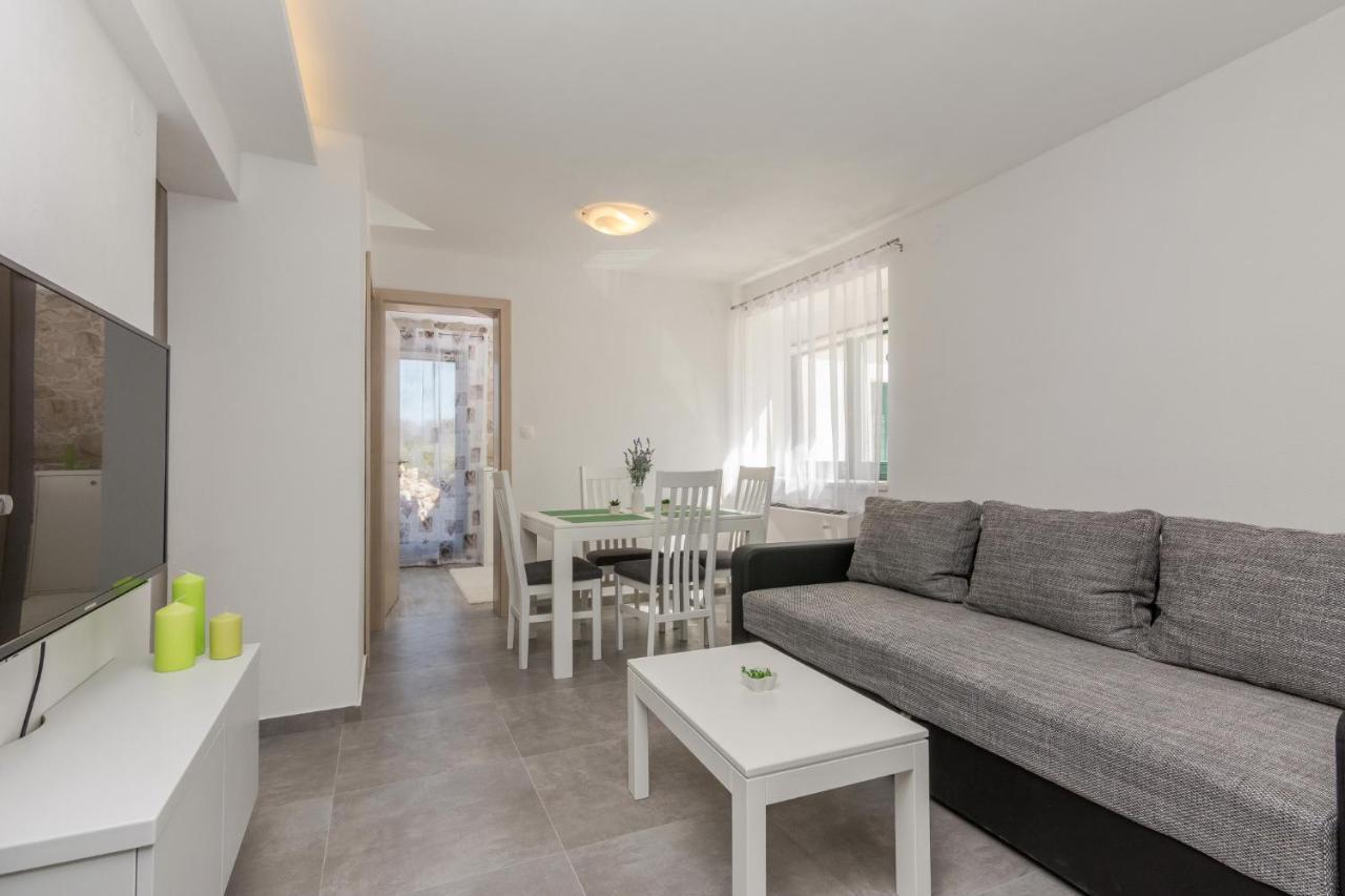 Apartmani Mustaca Dvori Privlaka (Zadar) Exterior foto